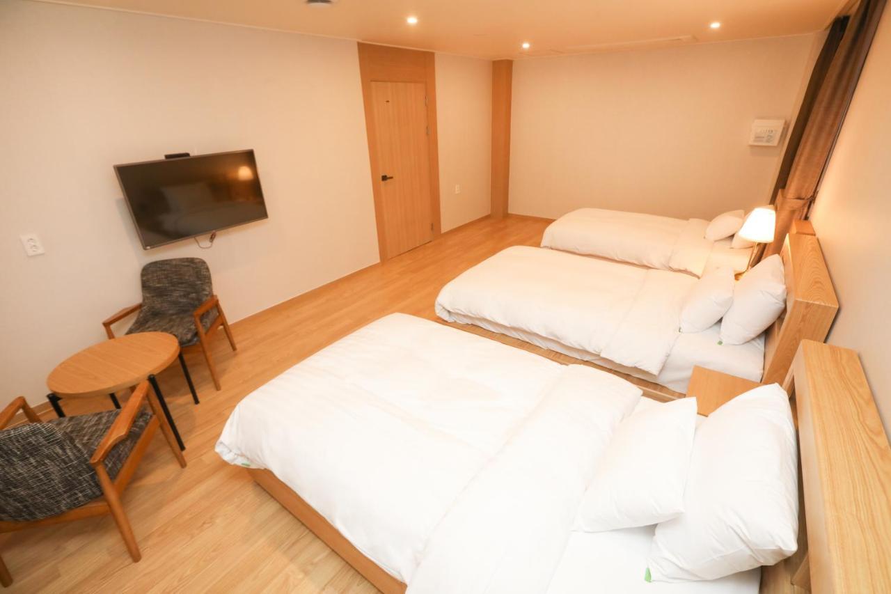 Daedunsan Hotel Wanju Екстериор снимка
