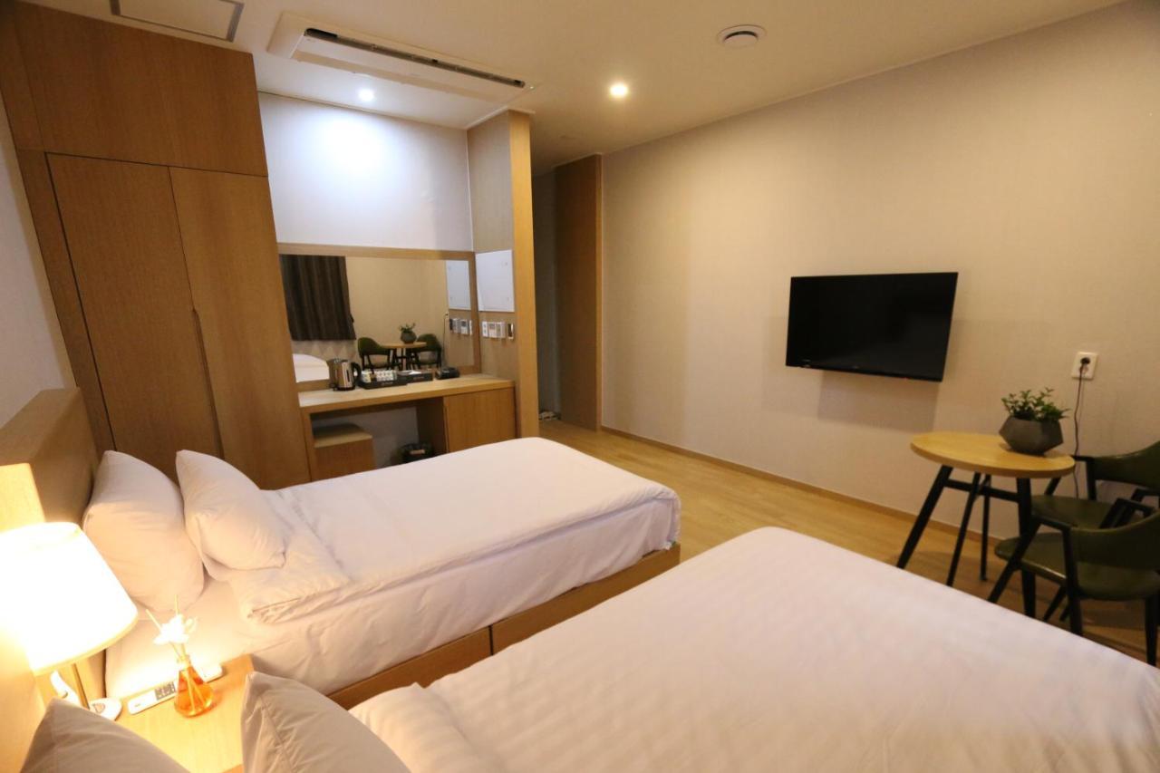 Daedunsan Hotel Wanju Екстериор снимка